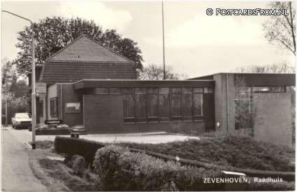 ansichtkaart: Zevenhoven, Raadhuis