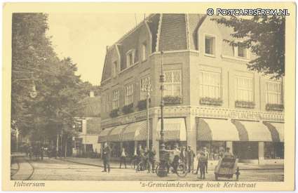 ansichtkaart: Hilversum, 's-Gravelandscheweg hoek Kerkstraat