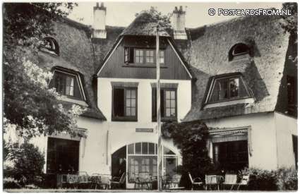 ansichtkaart: Enschede, Pension en conferentieoord Huize 'Holterhof'
