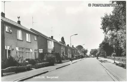 ansichtkaart: Lievelde, Bergstraat