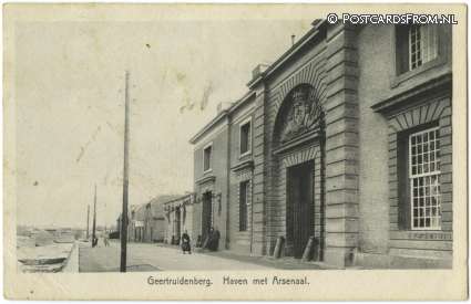 ansichtkaart: Geertruidenberg, Haven met Arsenaal