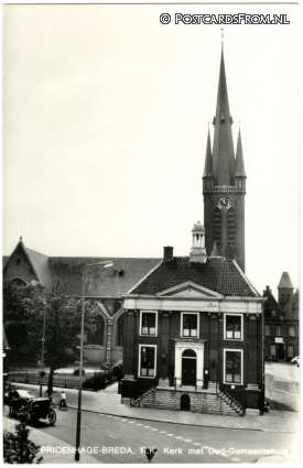 ansichtkaart: Princenhage, R.K. Kerk met Oud-Gemeentehuis