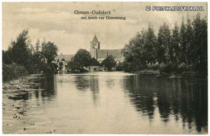 ansichtkaart: Giessen-Oudekerk, Giessen-Oudekerk met bosch van Giessenburg