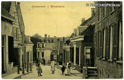 ansichtkaart: Hardinxveld-Giessendam, Giessendam. Binnendams