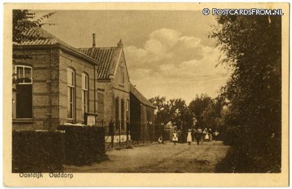 ansichtkaart: Ouddorp, Oostdijk