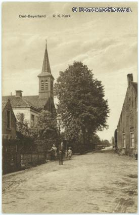 ansichtkaart: Oud-Beijerland, R.K. Kerk