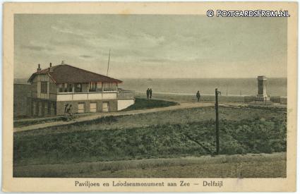 ansichtkaart: Delfzijl, Paviljoen en Loodsenmonument aan Zee