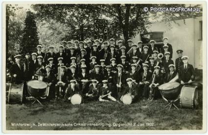 ansichtkaart: Winterswijk, De Winterswijksche Orkestvereeniging. Opgericht 2 Jan. 1902
