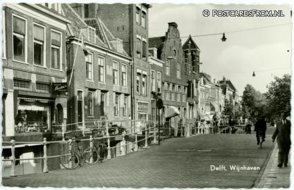 ansichtkaart: Delft, Wijnhaven