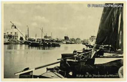 ansichtkaart: Harderwijk, Kijjkje in de Harderwijkse Haven