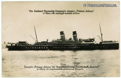 ansichtkaart: Vlissingen, s.s. 'Pr. Juliana' at Tilbury with exchanged wounded soldiers