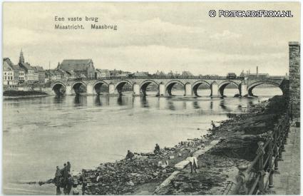 ansichtkaart: Maastricht, Maasbrug. Een vaste brug