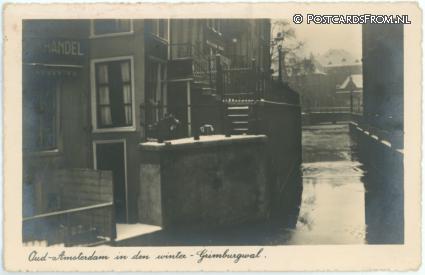 ansichtkaart: Amsterdam, Oud. Grimburgwal in den winter