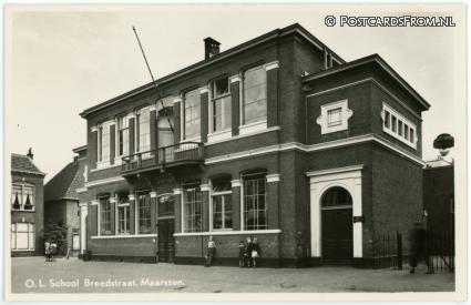 ansichtkaart: Maarssen, O.L. School Breedstraat