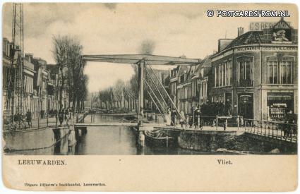 ansichtkaart: Leeuwarden, Vliet