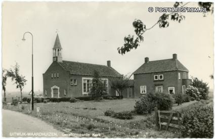 ansichtkaart: Uitwijk, Waardenhuizen. Gereformeerde Kerk