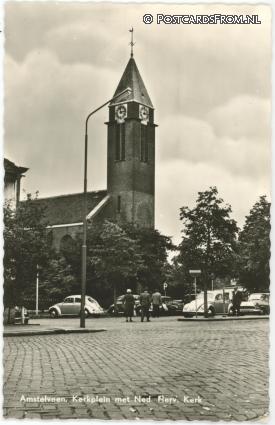 ansichtkaart: Amstelveen, Kerkplein met Ned. Herv. Kerk