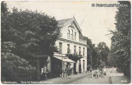 ansichtkaart: Driebergen, Dorp bij Hotel v. Stuivenberg