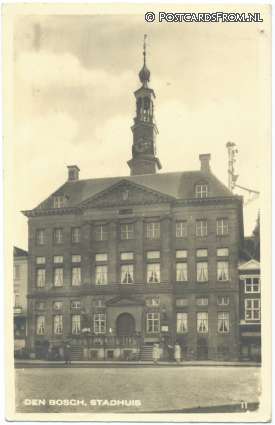 ansichtkaart: 's-Hertogenbosch, Stadhuis