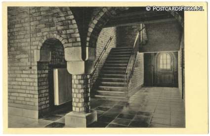 ansichtkaart: Enschede, Capucijnen Klooster. Arch. M. van Beek