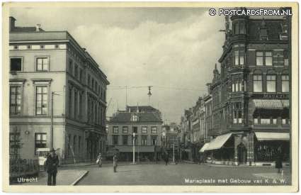 ansichtkaart: Utrecht, Mariaplaats met Gebouw van K. en W.