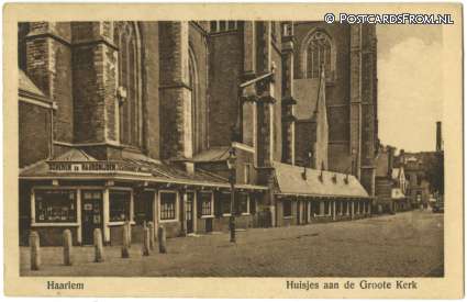 ansichtkaart: Haarlem, Huisjes aan de Groote Kerk