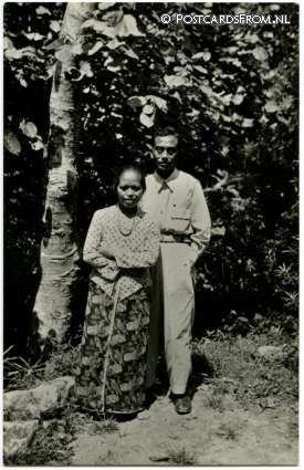 ansichtkaart: Gouda, Stichting Mesoz. Ds. L. Kondamara en echtgenote