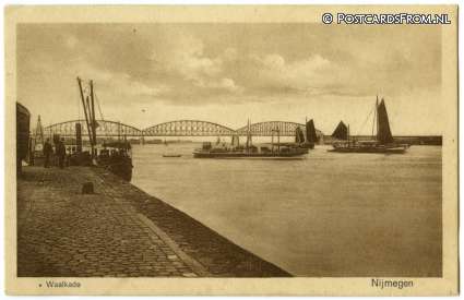 ansichtkaart: Nijmegen, Waalkade