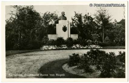 ansichtkaart: Barneveld, Standbeeld Baron van Nagell