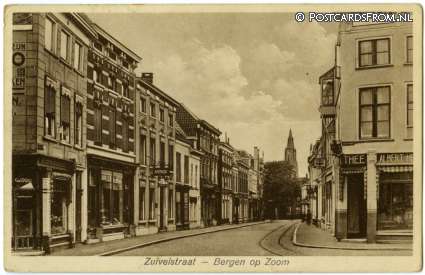 ansichtkaart: Bergen op Zoom, Zuivelstraat