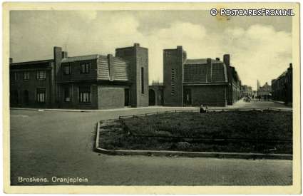 Breskens, Oranjeplein ansichtkaart: Breskens, Oranjeplein