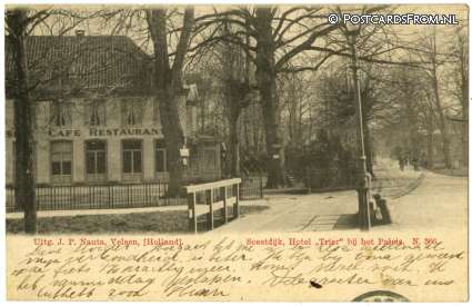 ansichtkaart: Soestdijk, Hotel 'Trier' bij het Paleis