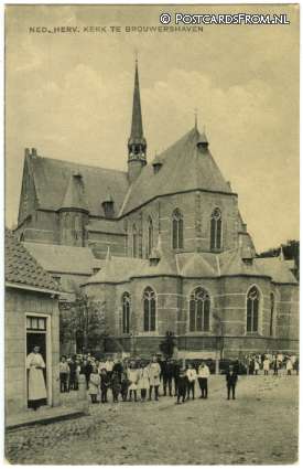 ansichtkaart: Brouwershaven, Ned. Herv. Kerk