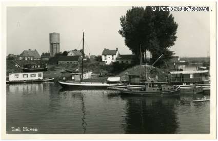 ansichtkaart: Tiel, Haven