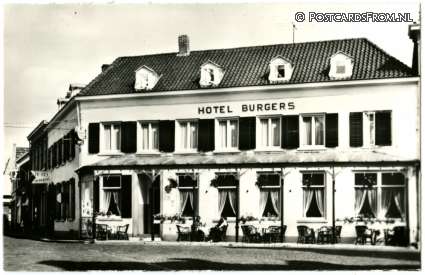 ansichtkaart: 's-Heerenberg, Hotel-Cafe-Rest. 'Burgers'. C. Schuiten