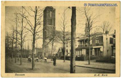 ansichtkaart: Bussum, R.K. Kerk