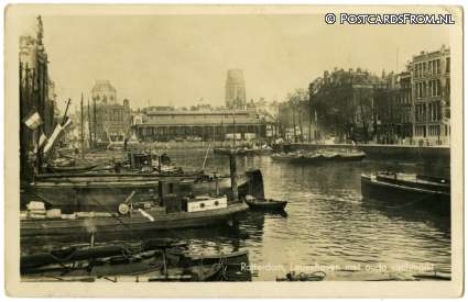 ansichtkaart: Rotterdam, Leuvehaven met oude vischmarkt