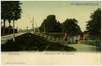 ansichtkaart: Gorinchem, Schelluinsche Vliet met Spoorbrug