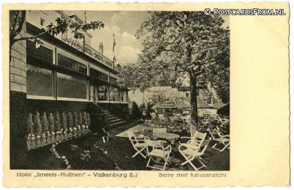 ansichtkaart: Valkenburg LB, Hotel 'Smeets-Huijnen'. Serre met tuinaanzicht
