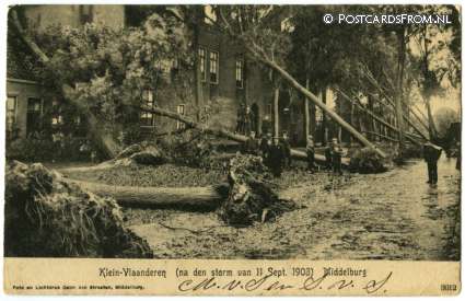 ansichtkaart: Middelburg, Klein-Vlaanderen na den storm van 11 Sept. 1903