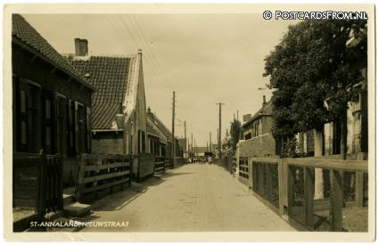 ansichtkaart: Sint-Annaland, Nieuwstraat