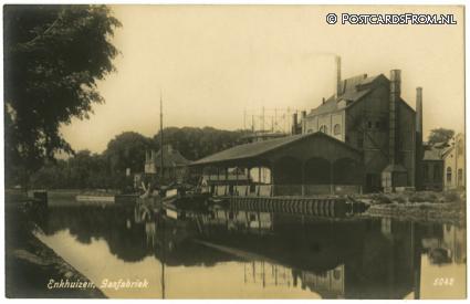 ansichtkaart: Enkhuizen, Gasfabriek