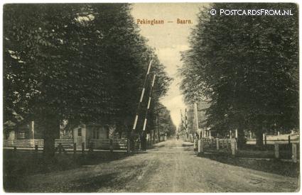 ansichtkaart: Baarn, Overweg Pekinglaan