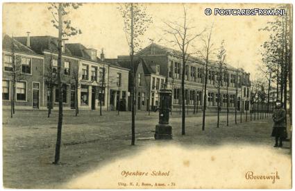 ansichtkaart: Beverwijk, Openbare School