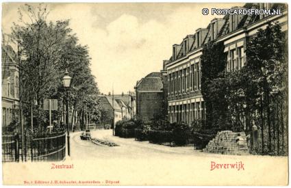 ansichtkaart: Beverwijk, Zeestraat. Stratenmaker