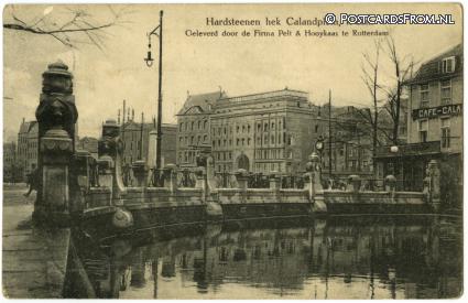 ansichtkaart: Rotterdam, Hardsteenen hek Calandplein. Geleverd door Fa. Pelt en Hooykaas