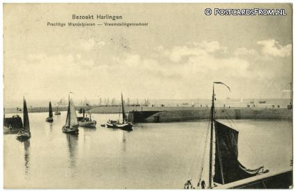 ansichtkaart: Harlingen, Prachtige Wandelpieren