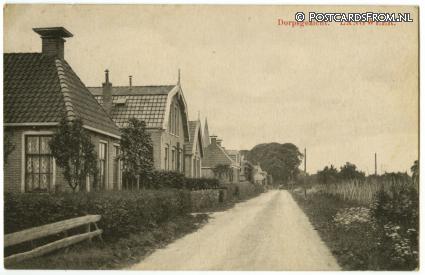 ansichtkaart: Langweer, Dorpsgezicht