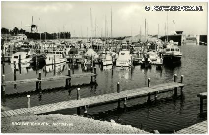 ansichtkaart: Brouwershaven, Jachthaven