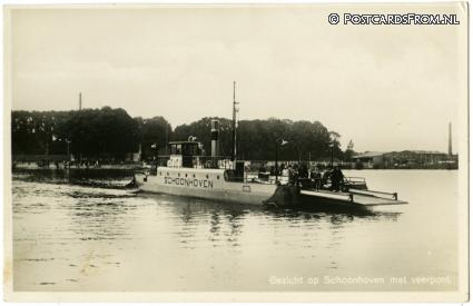 Schoonhoven, Gezicht op Schoonhoven met veerpont ansichtkaart: Schoonhoven, Gezicht op Schoonhoven met veerpont